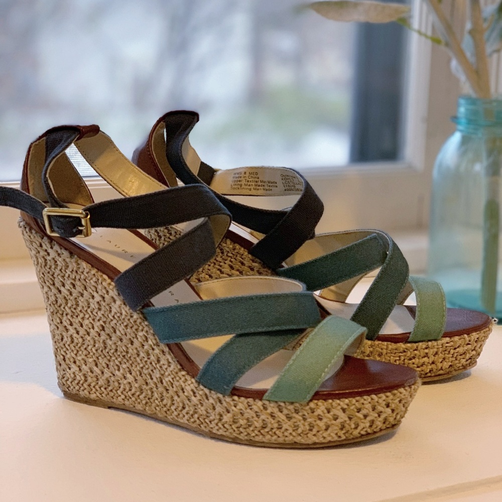 LC Lauren Conrad Wedges